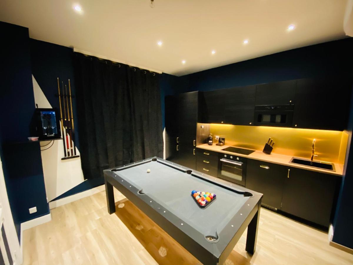 Capsule le temps suspendu balnéo&home cinema&billard Valenciennes Extérieur photo